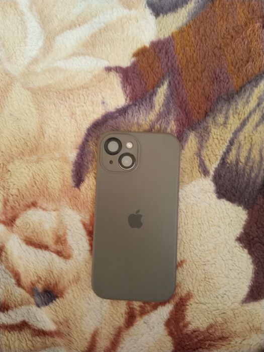 iPhone 15 розовый идеальный