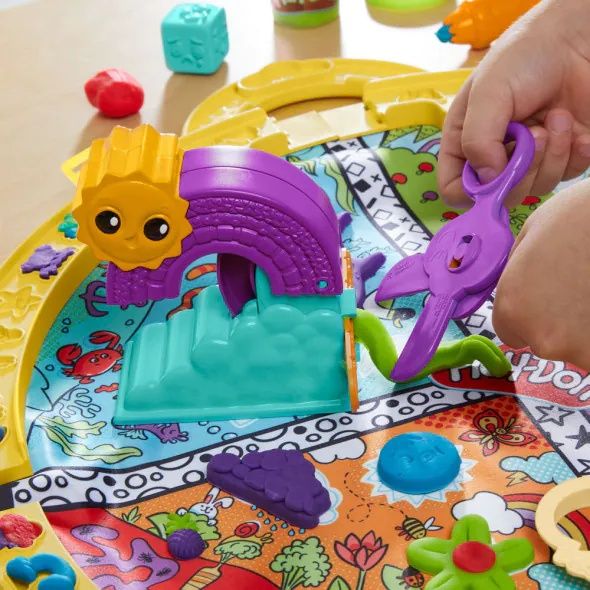 Безплатна доставка до BoxNow - Чисто ново Play-Doh чанта - килимче за игра с пластелин и формички