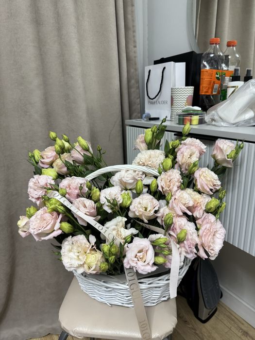 Корзина цветов свежие