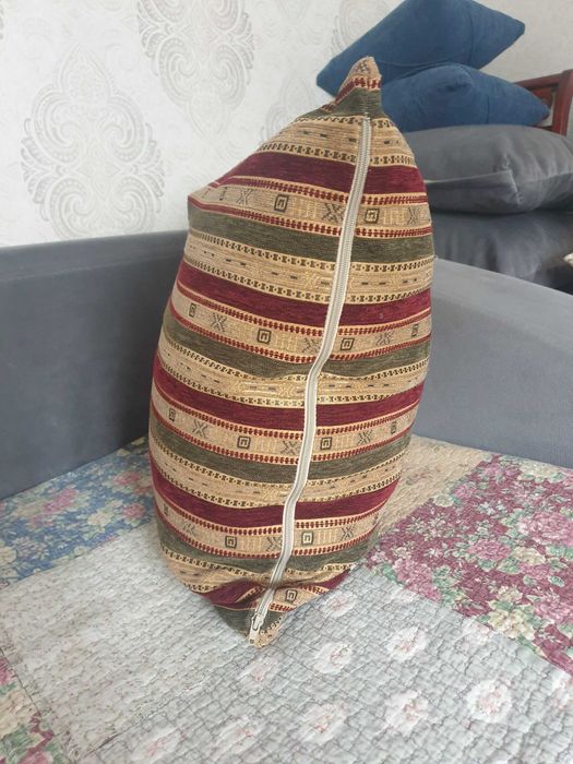 Подушки декоративные