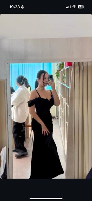 Вечерние платья Malli