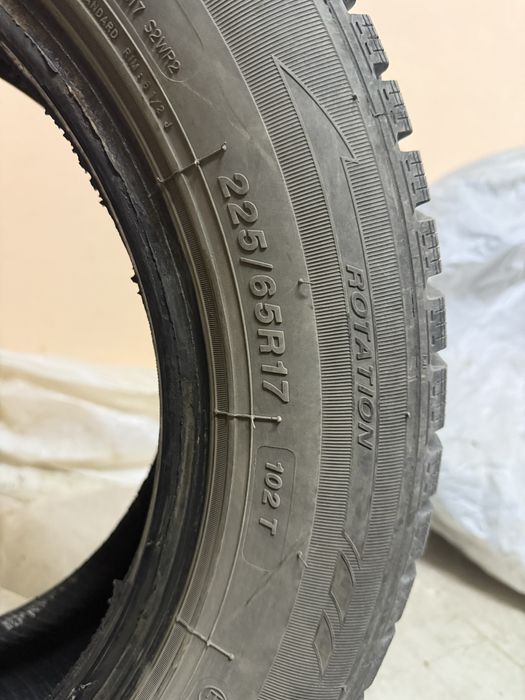 Шины шипованные 225/65/17