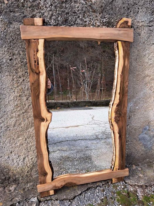 Огледало от орех