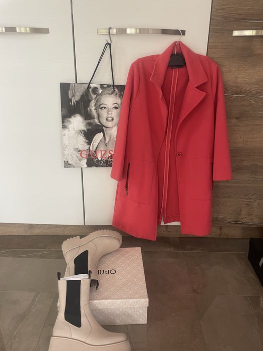 Guess дамско палто