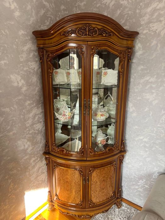 Gorka mebel sotiladi