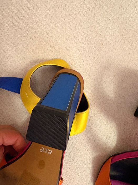 Сандали с ток Exe