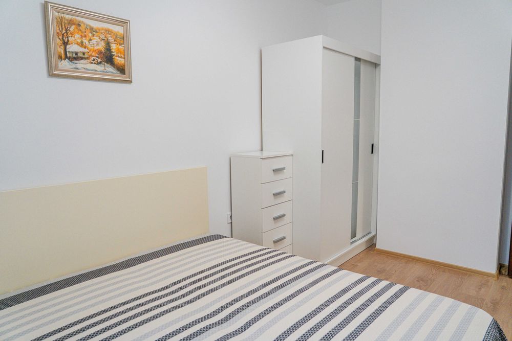 Дава се под наем Тристаен апартамент в Добрич, Център - 57 кв.м за 408 € - Снимка #11