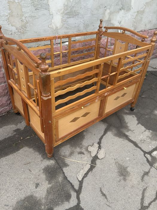 Манеж 7000 тг