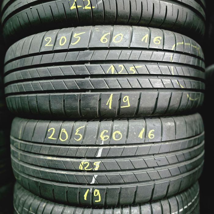 2x 205/60/16 VARA BRIDGESTONE 2019 Stare excelentă