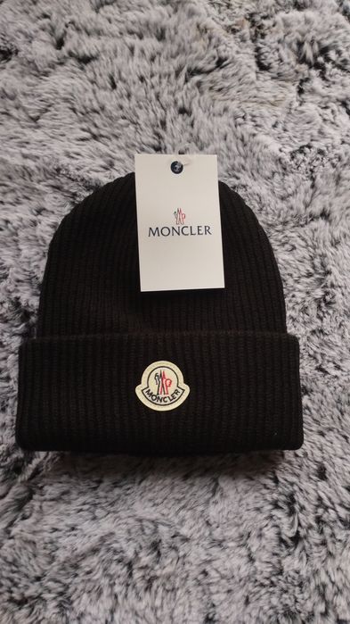 Căciula M.o.n.c.l.e.r Neagră