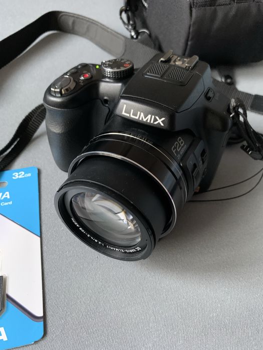 Aparat Foto Digital PANASONIC Lumix DMC-FZ200, 12 MP, Leica DC Vario