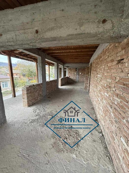 Продава се Промишлена сграда в с. Памукчии, Област Шумен - 813 кв.м за 189 €/кв.м - Снимка #12