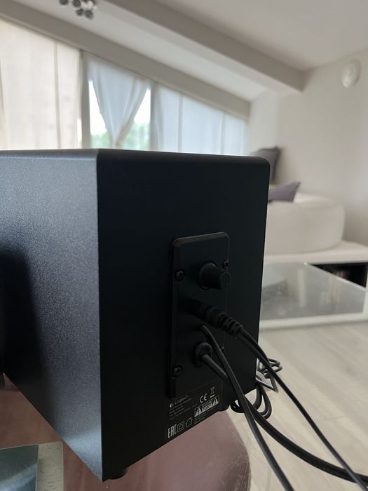 Тонколони с буфер Logitech Z213 аудиосистема