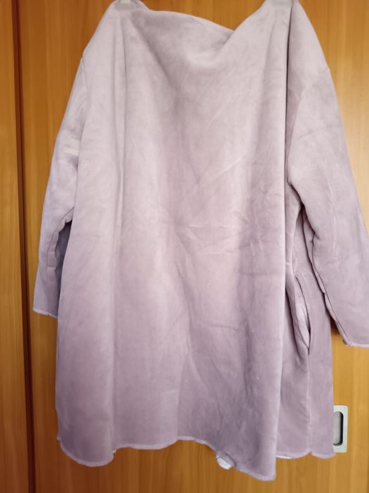 Vând Cardigan  Lung cu Blană Nou Mărimea L-XXL Italia