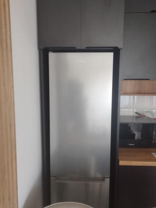 Combină frigorifică Arctic AK54305, inox