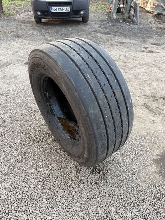 Continental Conti Hybrid HT3 / 385 55 22.5