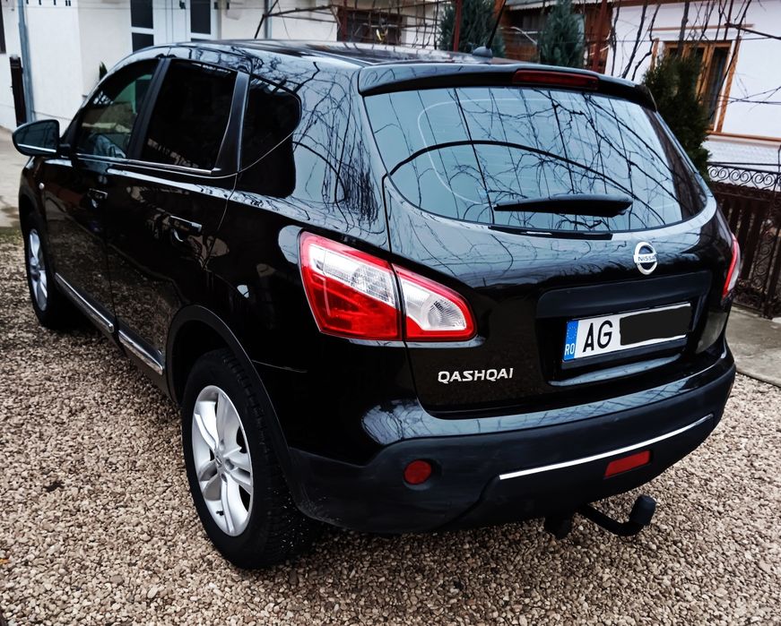Vând Nissan Qashqai Chrome Edition 2012.EURO 5.Motor 1.5. 110 cp