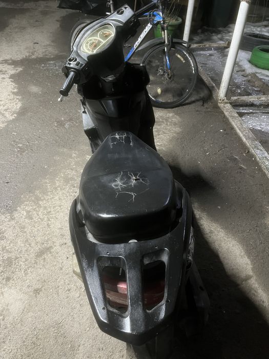 Пррдам мопед м8 срочно !