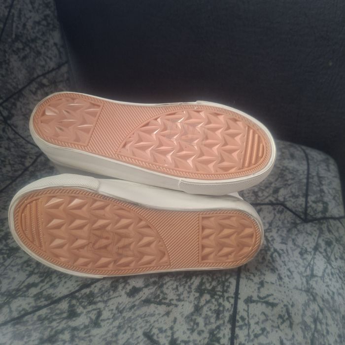 Обувки Reserved, 28 номер