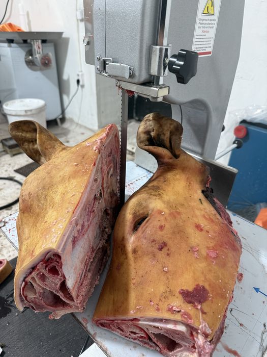 Сиыр басы шеке тазартылган тилимен