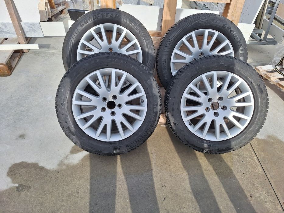 Vând Jante+Anvelope de Iarna M+S Model: GoodYear 235/55 R17