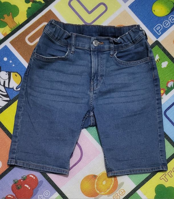 Blugi h&m 152 stare ca noi 40lei
