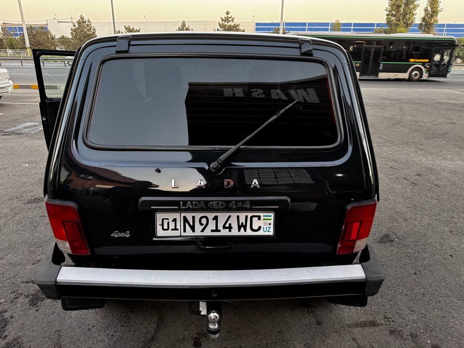 Niva Ligend of roodga Tayor