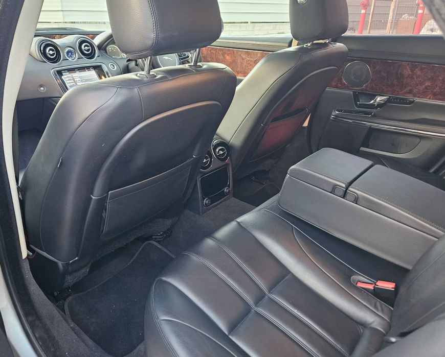 Jaguar XJ 3.0d Automat 275cp volan dreapta