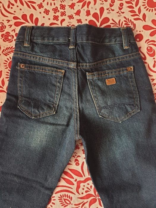 Джинсы на мальчика (р.104-110)