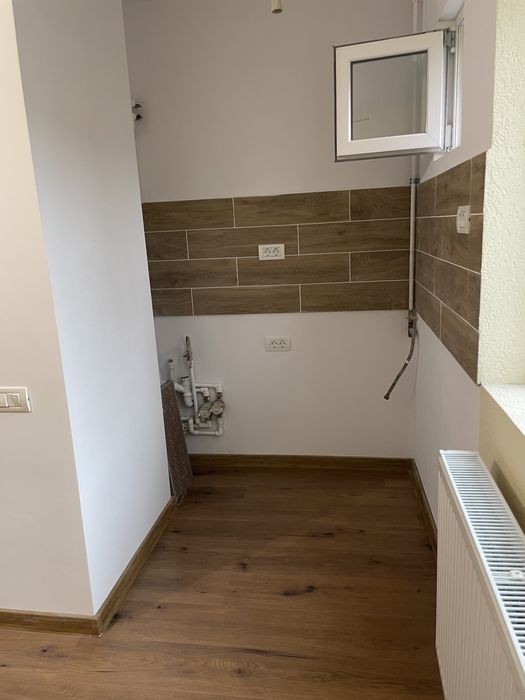 Vanzare garsoniera Berceni-metaurgiei