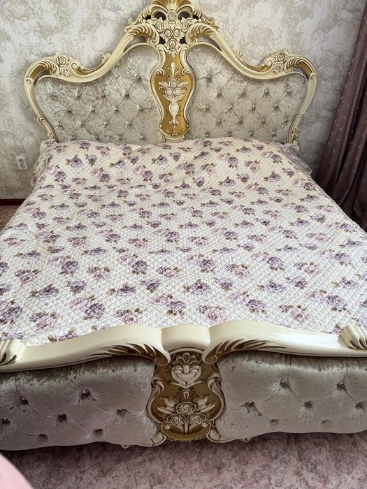 Продам стильный кровать