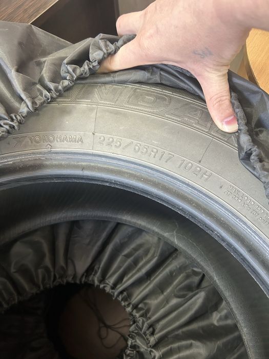 Продам шины yokogama R17