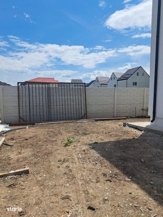Duplex modern / Bragadiru,str.Celofibrei / Strada privata