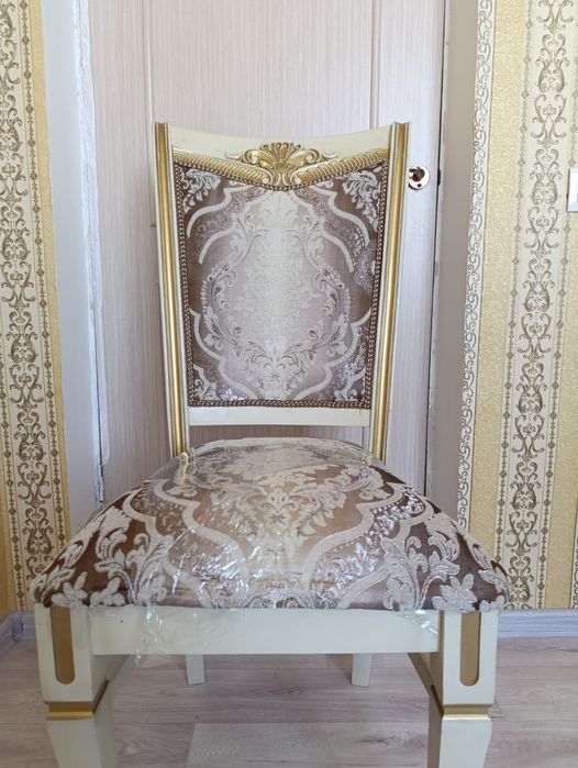 Стулчик для гостиной