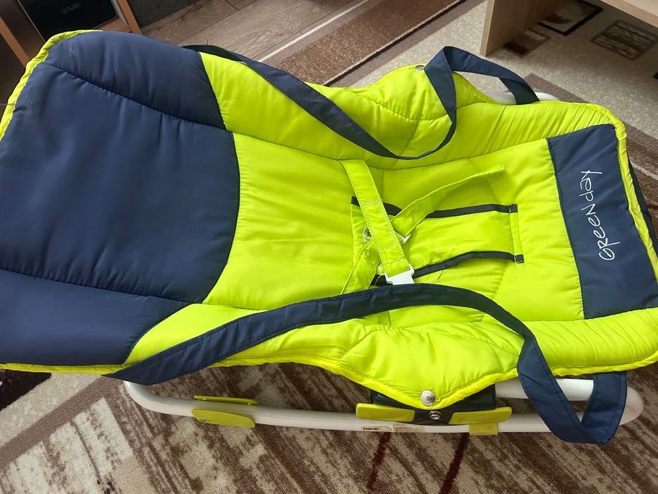 Шезлонг за бебе, люлеещ, легнало и полулегнало положение