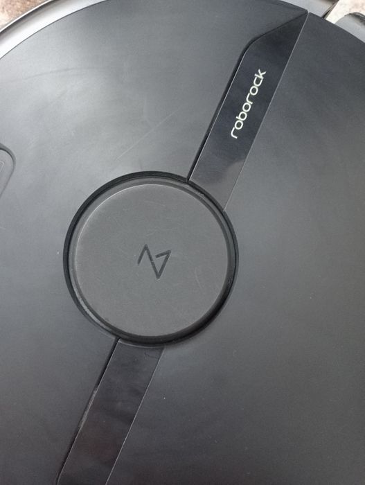 Робот пылесос в хорошем состоянии