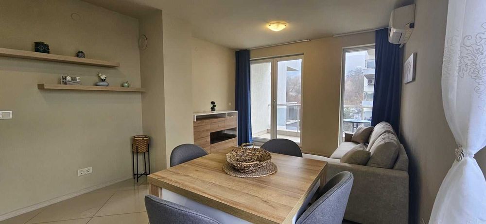 Дава се под наем Двустаен апартамент в София, Малинова долина - 65 кв.м за 483.48 € - Снимка #1