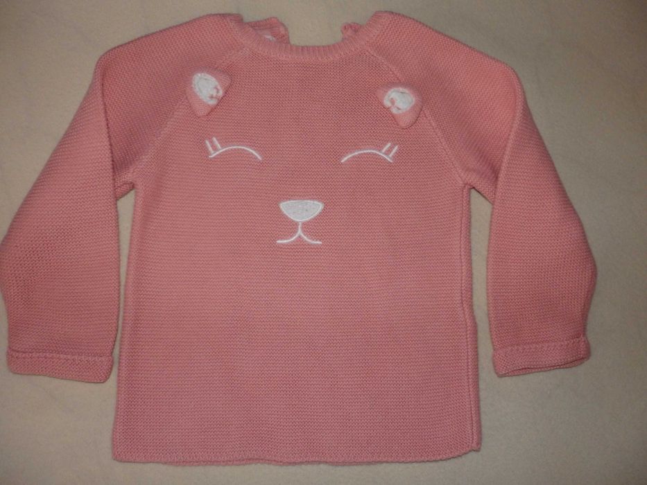 Елек и блузка за малка госпожица