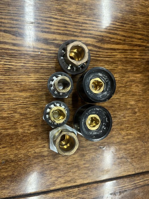 Продам сварочные разъемы