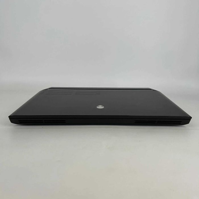 Лаптоп Alienware Area-51m R2 2080 Super 8GB, 10900K десктоп компоненти