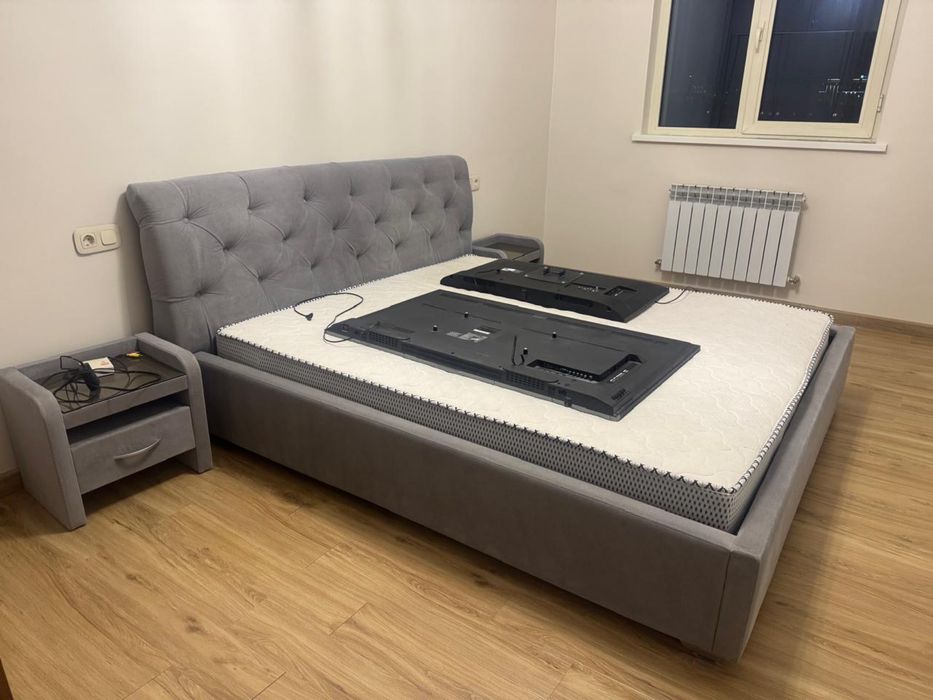 Кровать двухспальная