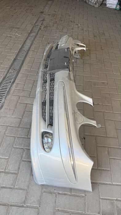 Передний Бампер Mercedes W211