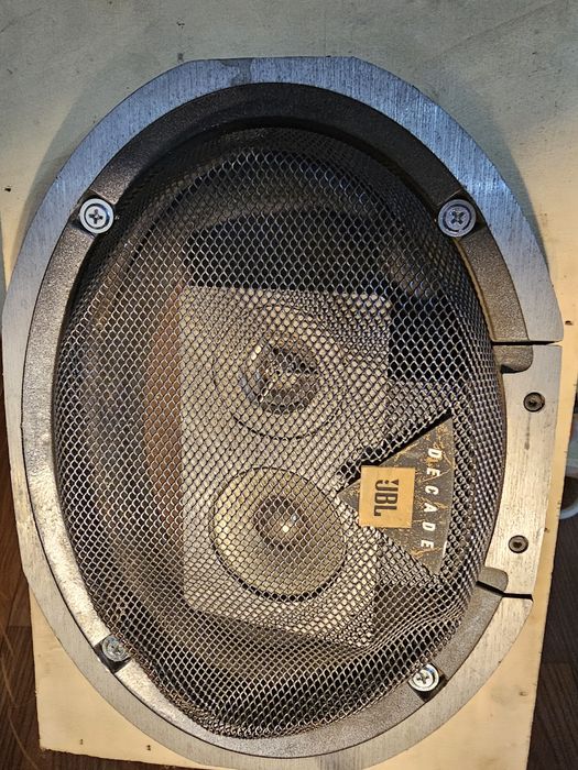 Difuzoare jbl decade