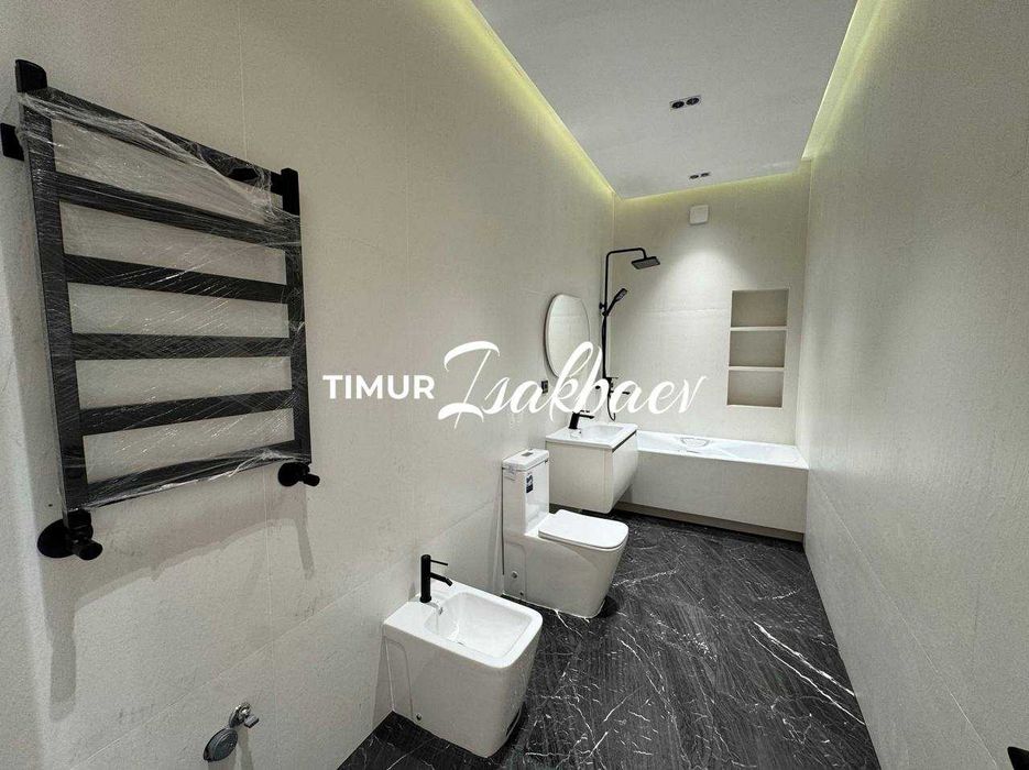 Продам ЕвроДом Военный Госпиталь 5 соток