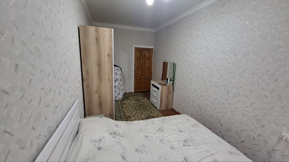 Юнусабад 8 квартал Продается квартира 3/3/4