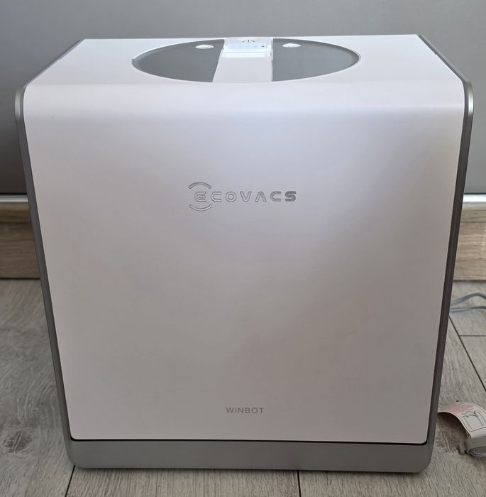 Робот прахосмукачка за прозорци Ecovacs W2
