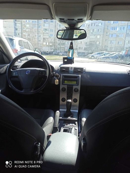 Автомобил/ Кола Волво V50