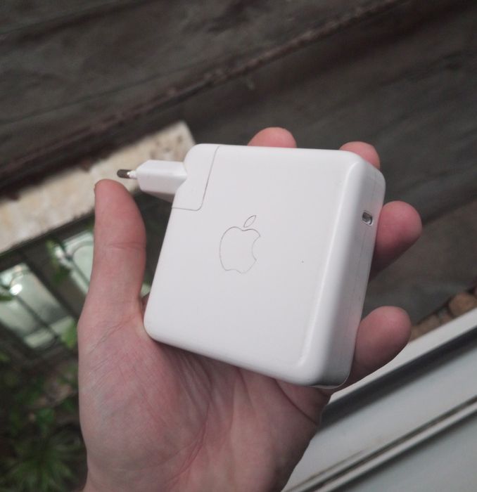 Зарядное устройство Apple 96W блок питания.