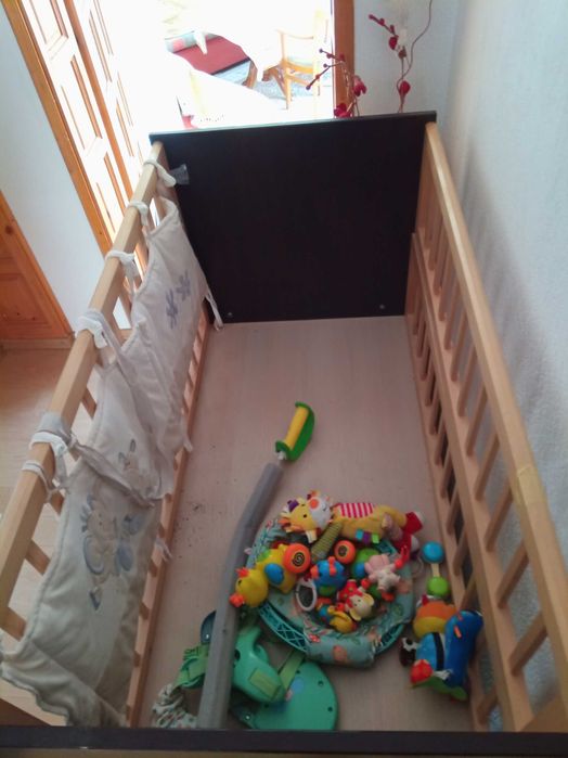 НАМАЛЕНА !!!3 в 1- кошара ,люлка и легло с вграден шкаф на колела п