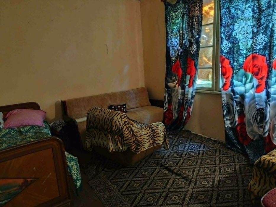 Къща с голям двор, село Лехчево